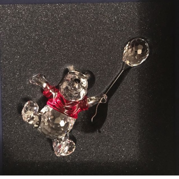 Swarovski Crystal - Winnie the Pooh - Picture 1 of 1